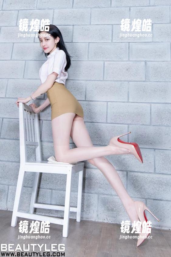 Beautyleg - 厨娘Ivy的最新写真：让我们一起来解锁‘食’欲与‘色’欲！