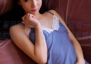 GIRLT果团网 - 陈雅漫浴室狂欢——来看看她的写真，水花四溅的浪漫瞬间！