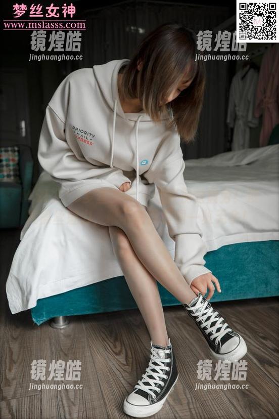 MSLASS梦丝女神-凌凌 MSLASS梦丝女神 - 拯救视觉疲劳!凌凌黑丝魅力,靴下高清原图一览无余!