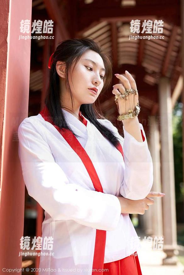 MiiTao蜜桃社-王婉悠Queen MiiTao蜜桃社 - 当王婉悠Queen遇到浴室:她的全套写真就是这么自然,好想当一日摄影师!