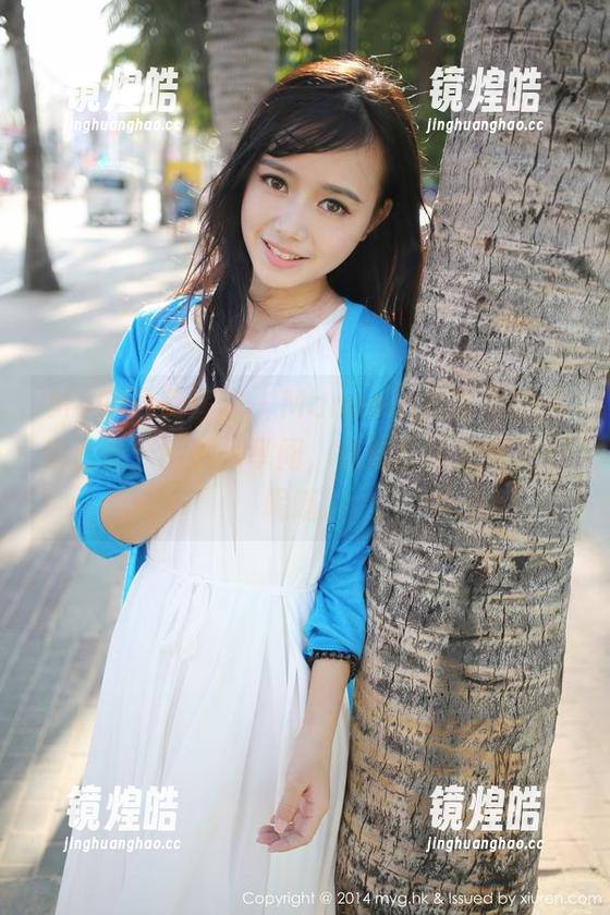 MyGirl美媛馆 - Manuela玛鲁娜的海边心情：图片分享间，仿佛能听见海浪的呢喃。