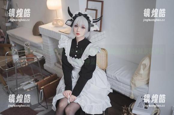 Rioko凉凉子 哇!这张无圣光的图片,Rioko凉凉子和她的吉他妹妹系带裙让我心神荡漾