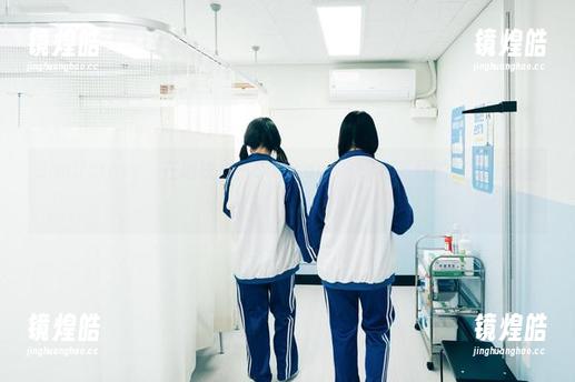 Bimilstory：在地铁里，Sonson(손손)与光线的浪漫在线图集