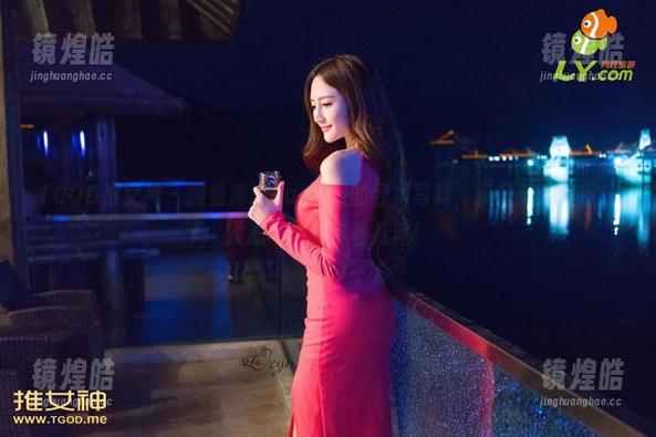 TGOD推女神-沛沛Eankei TGOD推女神 - 翻看沛沛Eankei的红裙写真,资源真是美得让人忍不住想多看几遍!