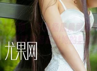UGirls尤果网 - 又是杨晨晨黑色写真集的更新，暂时没能走出她的魅力圈！