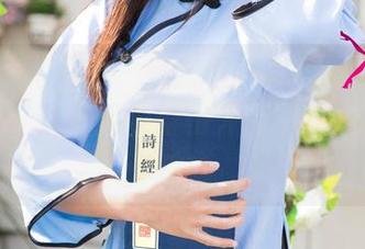 UGirls尤果网 - 每次看郝晴Grace的原图，浴缸就让我觉得格外清新，不得不赞叹！