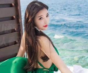 XIAOYU语画界 - 梦心玥的私拍镂空大揭秘：有人看了图片，心也跟着镂空了！