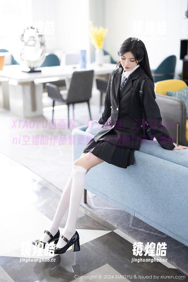 XIAOYU语画界-王馨瑶yanni XIAOYU语画界 - 打卡最新!王馨瑶yanni空姐的作品集更新,一出舱门就被美炸了。