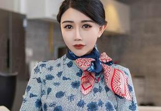 XINGYAN星颜社 - 转转Lisa在天台，天光不正好，但她的作品也太耐看了！