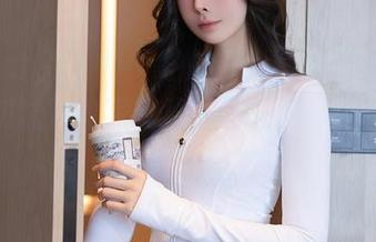 Xiuren秀人网 - 拍拍照片，穿上白衬衫，南初妹妹的写真里都有一种‘生活就是这样美好’的感觉！