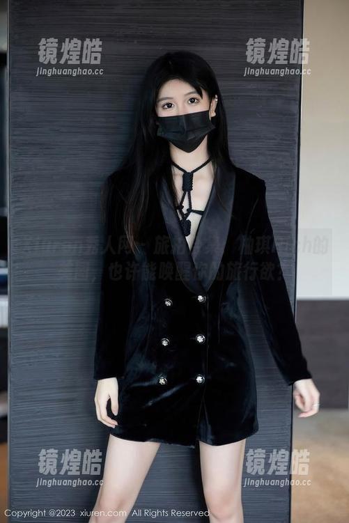 Xiuren秀人网-柚琪Rich Xiuren秀人网 - 旅拍合集:柚琪Rich的美图,也许能唤醒你的旅行欲?