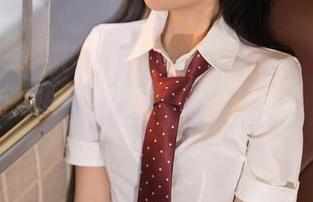 Xiuren秀人网 - 免费粉色写真合集：甜七七，你的眼睛准备好被闪耀了吗？