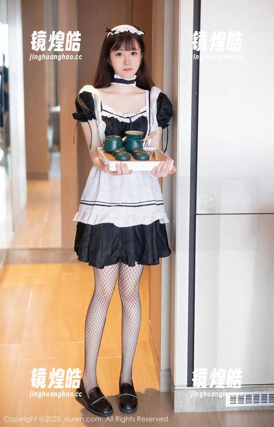 Xiuren秀人网 - 在艾小青的浴室里，高清图集让我忍不住浮想联翩，泡泡是我的心情吗？