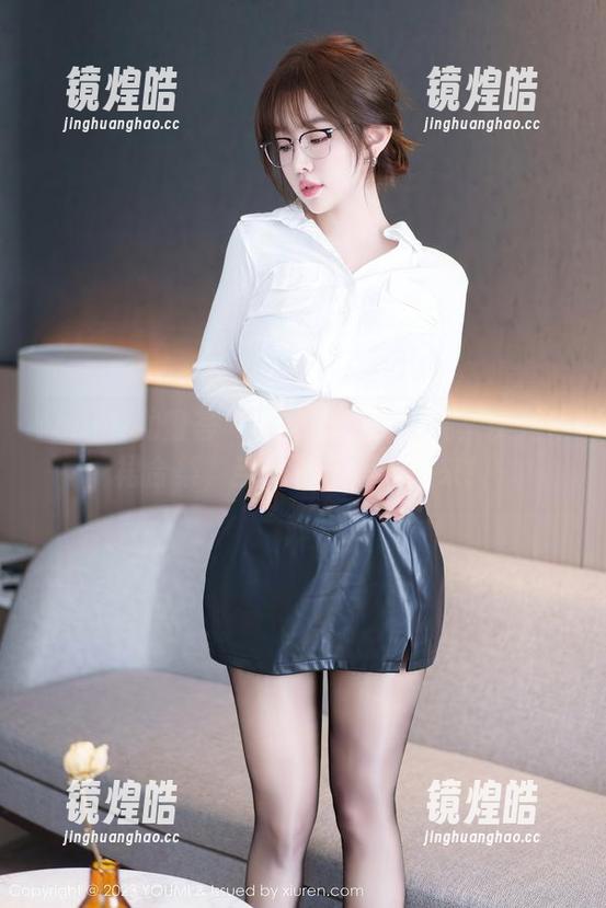 YouMi尤蜜荟-王雨纯 YouMi尤蜜荟 - 网盘里的王雨纯:美臀短裙合集,当心看得停不下来!