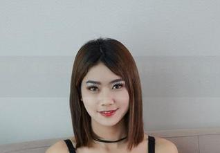 YouWu尤物馆 - 原图看这甜心写真，艾小青真是把“甜”练得有两把刷子。