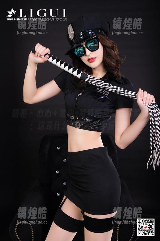 丽柜-心心 丽柜 - 心心+透明=写真图集的梦幻解析:这是什么神奇的化学反应?