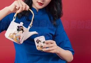 丽柜 - 体验纯白的拥抱：免费的语寒写真带你飞