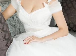 克拉女神 - 当原图遇上更新，汤怡的女孩写真让你停不下来，快来看看！
