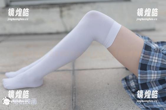 观看兔玩映画：我觉得俏学姐合集里的每一张都在偷偷撩我。