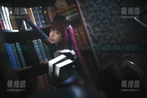 90度回眸，切切celia的TokiPolice作品中那些细腻小瞬间！