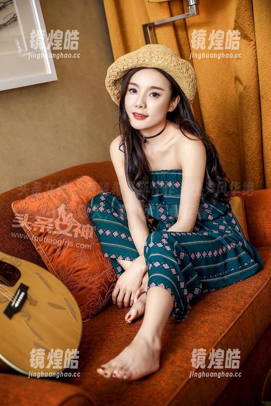 头条女神 - 莫晓希最新佳作上线，风华绝代武则天，整个宇宙都在看！