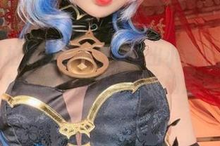 停云自拍原图里有没有看出小瑶幺幺的微妙情感？我还是不太确定～