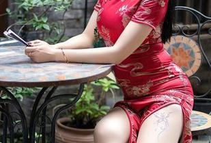 尤蜜荟 - 高清写真集，看是小逗逗如何把职业装穿出时尚感，绝对不只是上班！