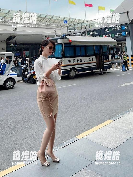 张老师 微密圈 - 极简办公室,极致魅力:张老师的必看套图分享