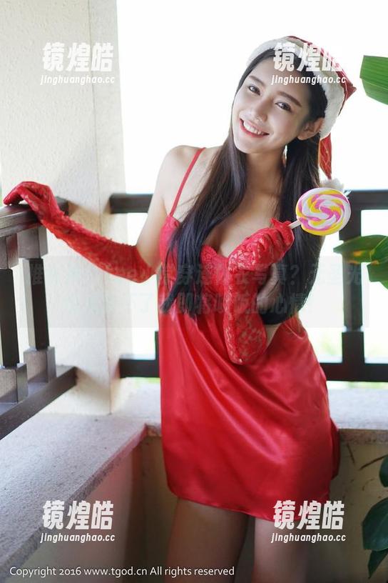 推女神 - Lee小棠穿连体衣写真？无圣光也拯救不了我即将喷饭的心情！