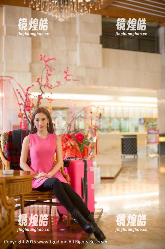 推女神-伍月yuer 推女神 - 伍月yuer美足写真精选,仿佛把我拉进了一个梦幻的世界!