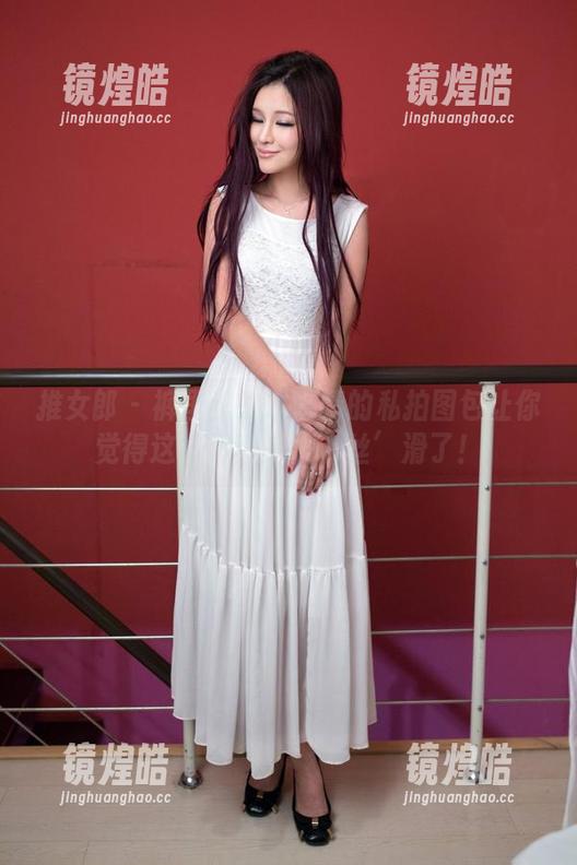 推女郎-木婉晴 推女郎 - 裤里丝?木婉晴的私拍图包让你觉得这世界真是太‘丝’滑了!