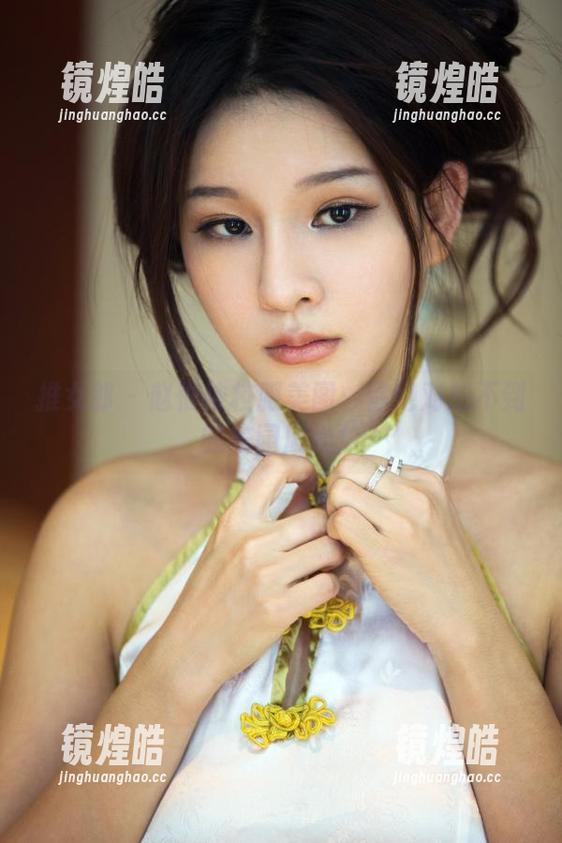推女郎 - 赵惟依校服美图：你绝对想不到的校园风尚！