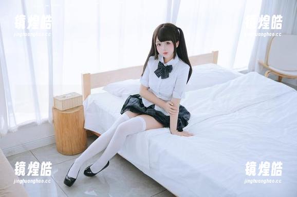 日奈娇 日奈娇的白衬衫:你的新照片资源,不看可惜!