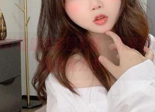 是依酱吖的魅魔套图更新，沉醉在这份美丽的魔力中。