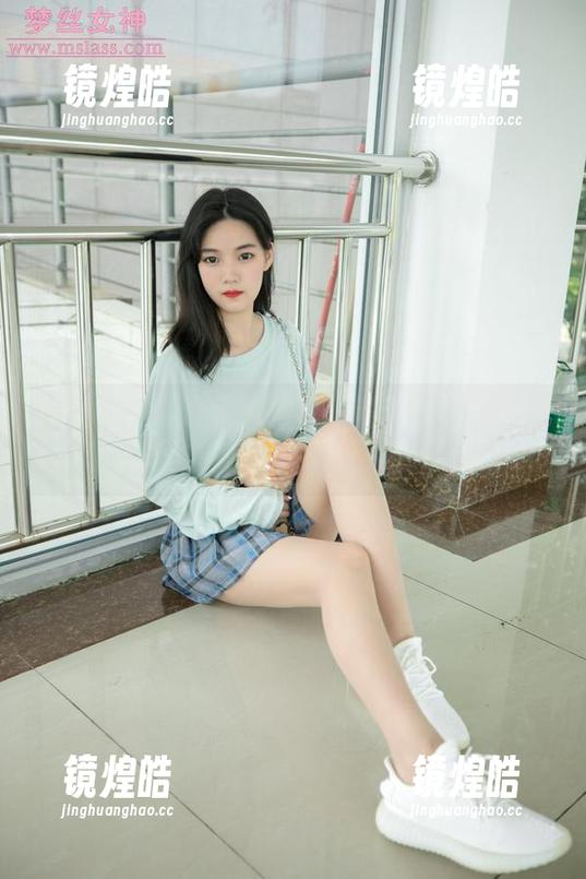 梦丝女神-璇璇 梦丝女神 - 璇璇旗袍套图精选:每一张都让人产生各种联想,止不住的心动