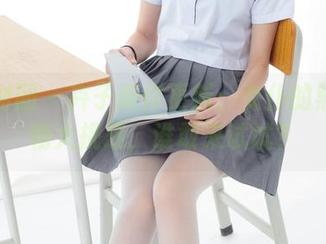 森萝财团 - 卉子新作更新：女仆的黑丝踩物大挑战，谁敢来试试？