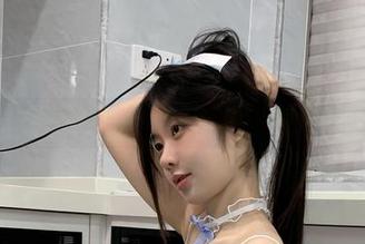 微密圈 - 火龙果羊在这一刻，你会想：黑连体吊带都是她的魔法！