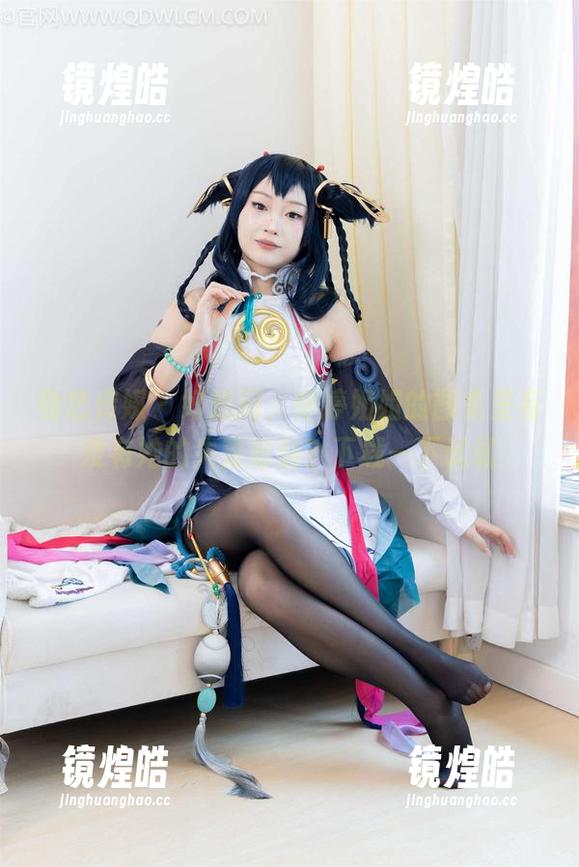 物恋传媒-婷婷 物恋传媒 - 好想问,婷婷姐姐的图集里有没有她的失落时刻?下载一下试试