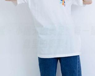 物恋传媒 - 小晴天的美足：每一脚都是网盘里的惊喜！