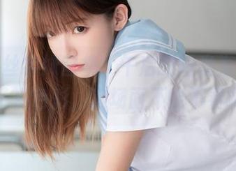 全套黑丝学妹图集，午后的阳光为祖木子添了点色彩，这场面不能不看啊！