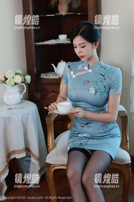 秀人网-nancy小姿 秀人网 - nancy小姿最新写真集,原来可爱也可以如此“有深度”!