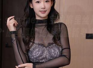 秀人网 - summer宝宝的裤里丝居然能这么高清？原图真的是让我重新考虑审美的问题……