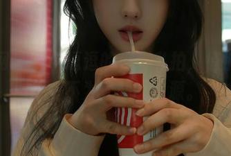秀人网 - 是小逗逗的秘密私拍，悄悄分享那些不为人知的资源。
