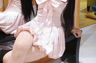 秀人网 - 熊小诺的毛衣写真：原图如此美好，难以置信！