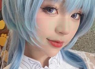 舞小喵的泳池冒险：最新图册，准备好被闪到了吗？
