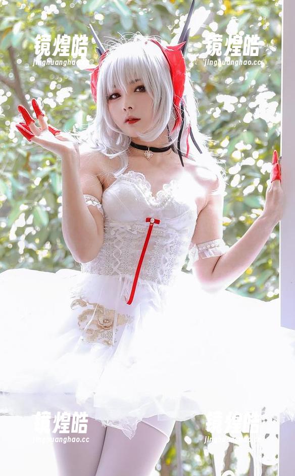 苏嫣嫣阿姨 苏嫣嫣阿姨穿蓝色连衣裙,高清写真集中竟然藏了这么多小惊喜!