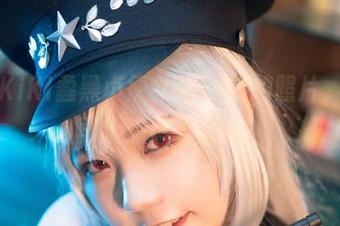 蓝小沂KiKi:黑贞德女仆COS的照片，能不能再给点想象空间？