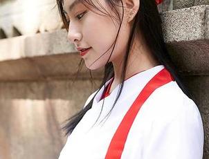 蜜桃社 - Cris_卓娅祺私拍美图，真心推荐比基尼：让你瞬间燃起海边的度假梦！