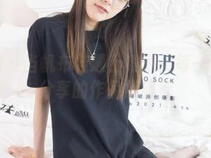 袜啵啵 - 当帆布鞋遇上稚予：每一步都在分享的作品集旅行