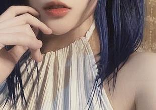 起司块wii现身！黑色透明女仆写真带你走进不寻常的壁纸王国！